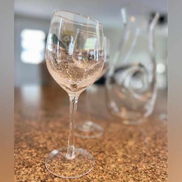 Wine Glass & Decanter Set - Picture 3 of 4